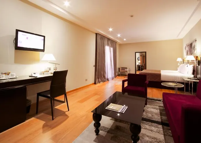 Отель Eurostars Aeterna 4*